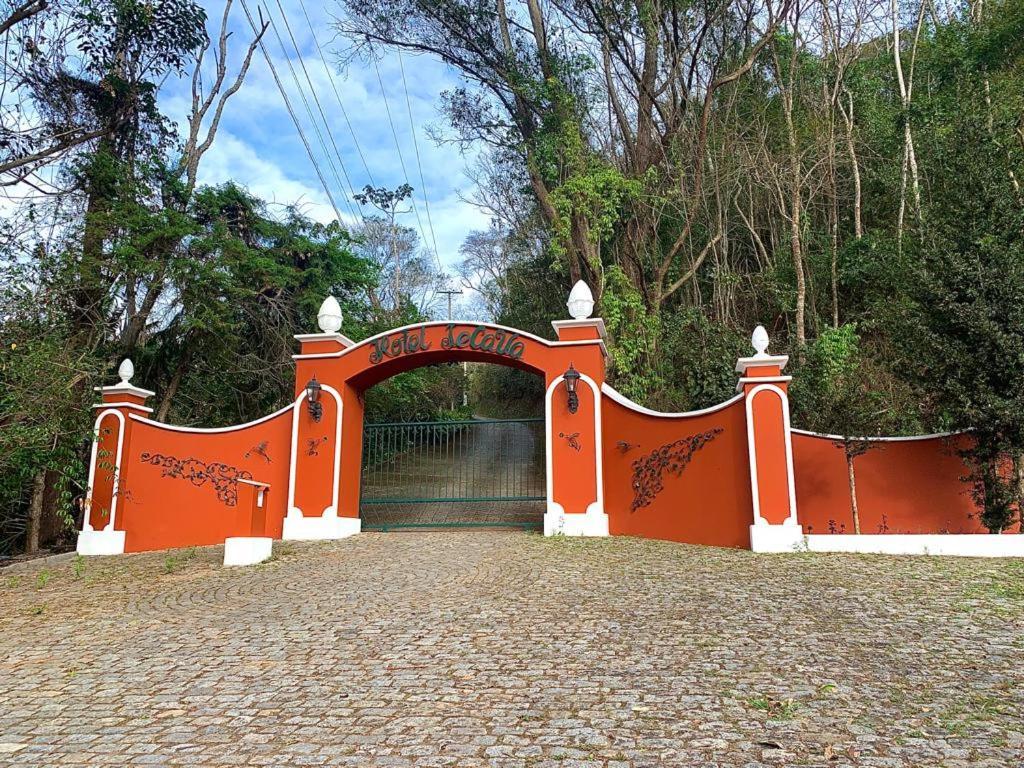 Hotel Fazenda Jecava เตเรซอโปลิส ภายนอก รูปภาพ