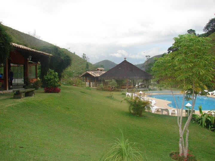 Hotel Fazenda Jecava เตเรซอโปลิส ภายนอก รูปภาพ