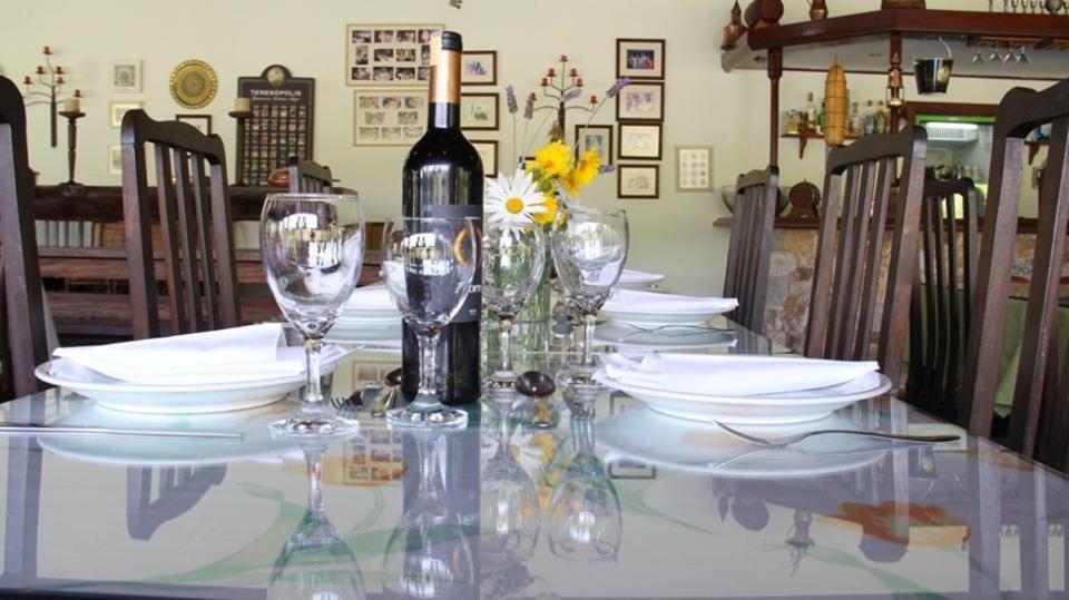 Hotel Fazenda Jecava เตเรซอโปลิส ภายนอก รูปภาพ